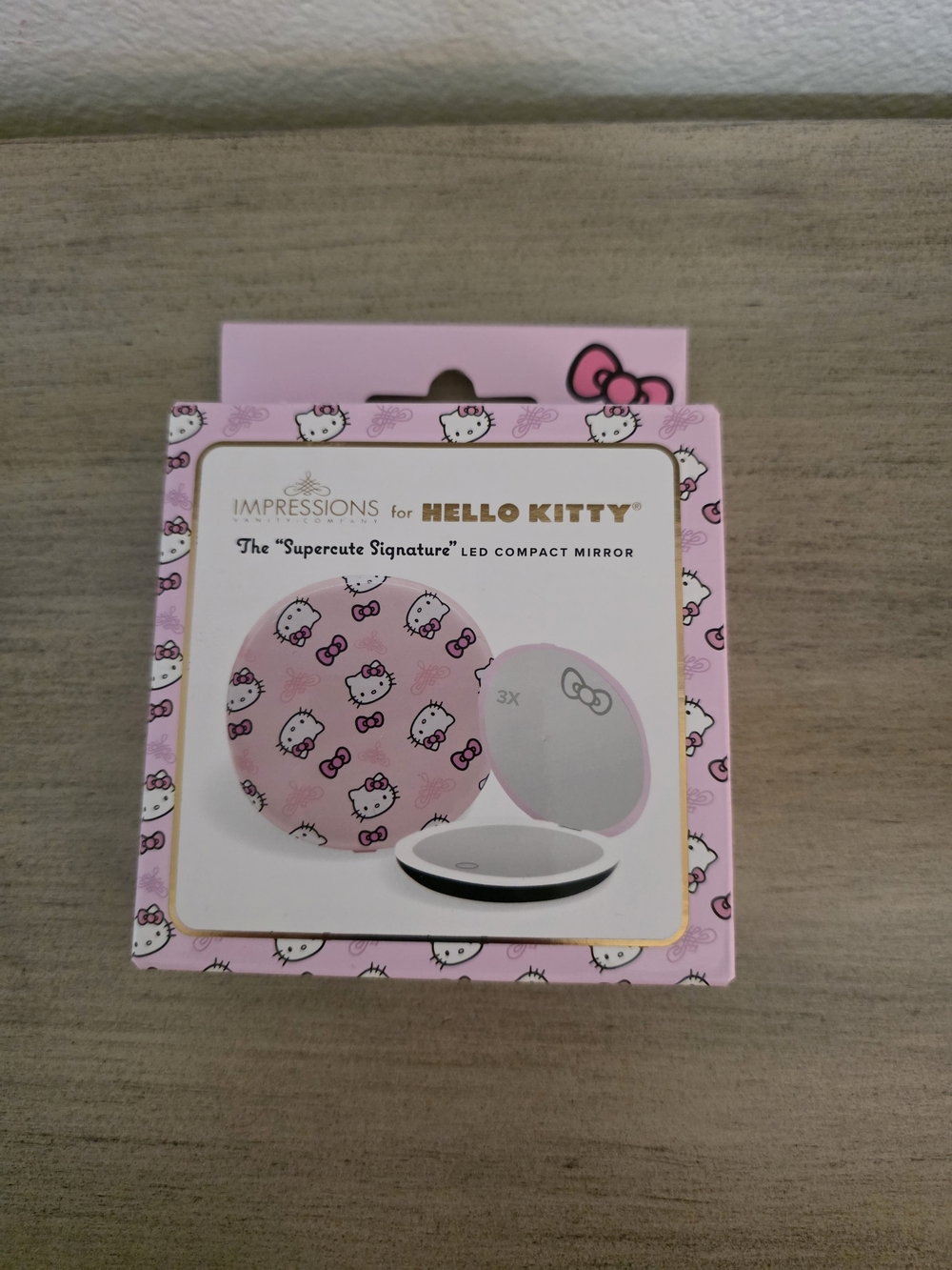 Hello Kitty x Impressions Pink Patterned LED Compact Mirror
